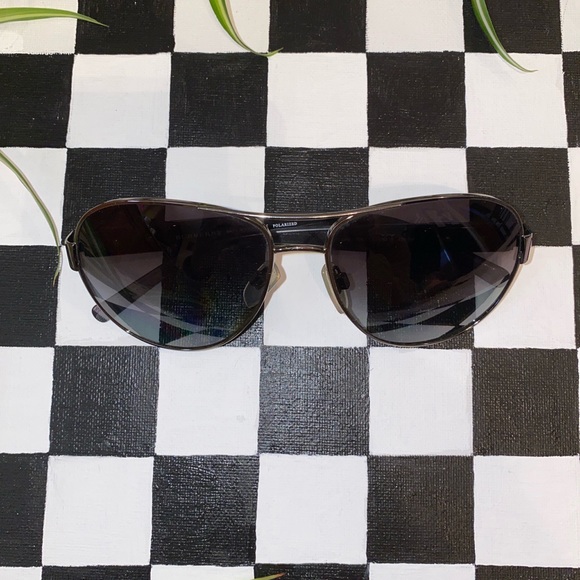 deep blue polarized lens burberry aviators with flannel arms!! - Picture 3 of 9